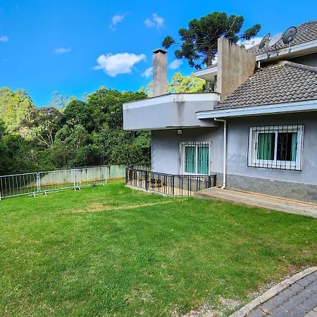 Excelente Casa, Bairro Nobre Em Campos Do Jordaoヴィラ エクステリア 写真
