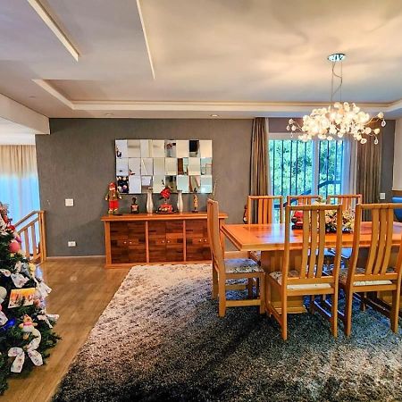 Excelente Casa, Bairro Nobre Em Campos Do Jordaoヴィラ エクステリア 写真