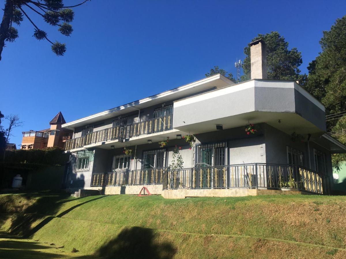 Excelente Casa, Bairro Nobre Em Campos Do Jordaoヴィラ エクステリア 写真