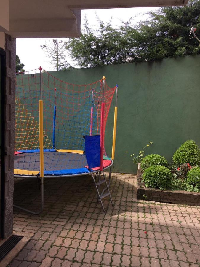 Excelente Casa, Bairro Nobre Em Campos Do Jordaoヴィラ エクステリア 写真