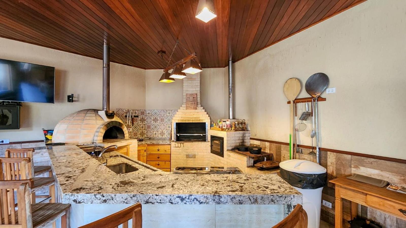 Excelente Casa, Bairro Nobre Em Campos Do Jordaoヴィラ エクステリア 写真
