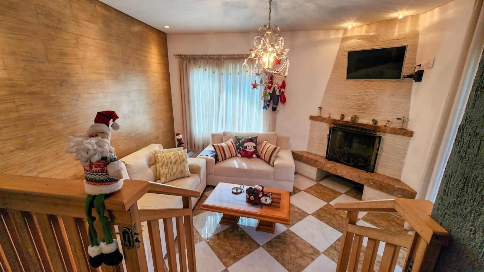 Excelente Casa, Bairro Nobre Em Campos Do Jordaoヴィラ エクステリア 写真